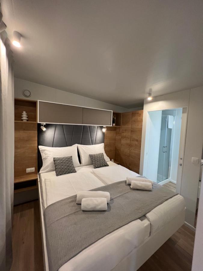 Mobile Homes Malu Biograd Na Moru Eksteriør bilde